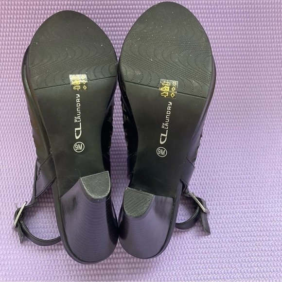 Women's CL BY LAUNDRY Wishes Ankle Buckle Sandal Black faux leather Size 9 - Picture 9 of 9